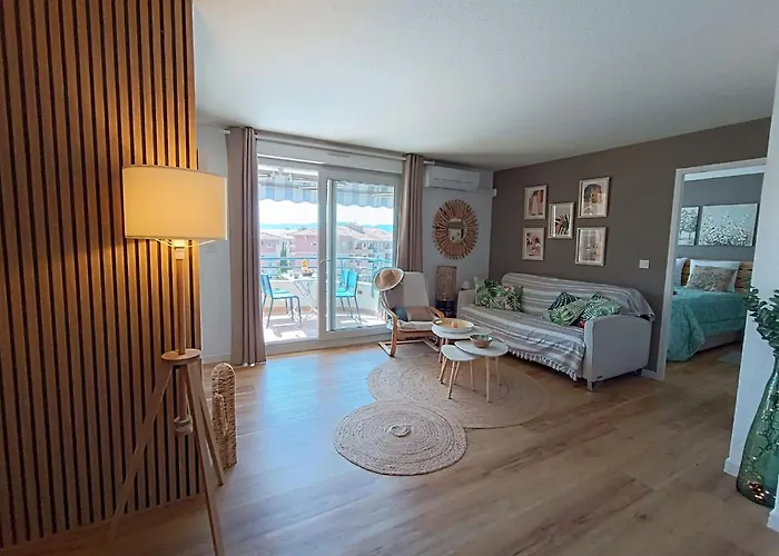 Le Paladien By Interhome Fréjus